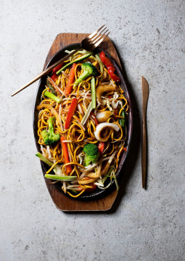 Chow Mein Dish (Soft Noodles)