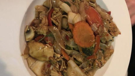 N5. Pad Kee Mao (Drunken Noodle)