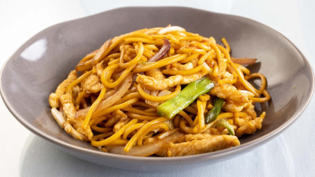 R3. Lo Mein