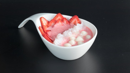 S10. Fresh Strawberry With Pearl Delight Cǎo Méi Xiǎo Wán Zi