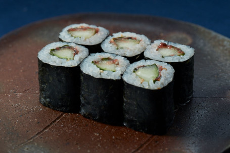 Méi Zi Zǐ Sū Qīng Guā Xiǎo Juǎn (6 Jiàn Plum And Perilla With Cucumber Roll (6 Pcs.