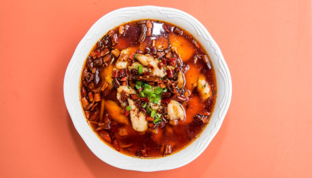 Traditional Boiled Fish With Sichuan Sizzling Chilli Oil Chuán Tǒng Shuǐ Zhǔ Yú Piàn