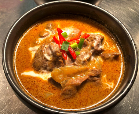 Massaman Beef Curry Mǎ Shā Màn Niú Ròu Kā Lī