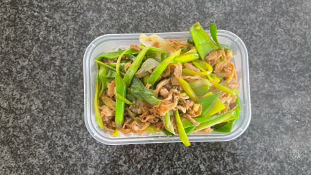 Stir Fried Mutton Slices With Scallions Cōng Bào Yáng Ròu