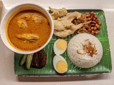 Nasi Lemak Complete A (Fried Fish Fillet And Curry Chicken)
