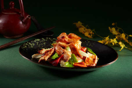 Dà Hú Tóng Huí Guō Ròu Là Sautéed Sliced Pork With Green Peppers Spicy