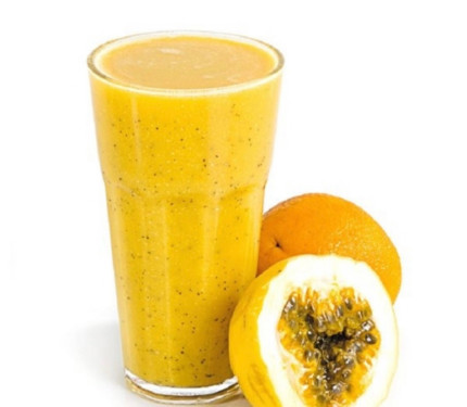 Maracujá (Passion Fruit) Smoothie With Milk