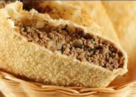 Ground Beef And Cheese Pastry Pastel Carne E Queijo