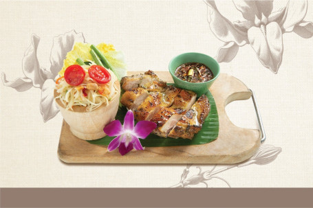 Grilled Chicken With Papaya Salad Tài Shì Shāo Jī Bā Pèi Qīng Mù Guā Shā Lǜ