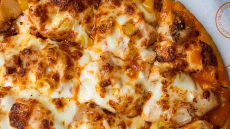 Classic Thin Crust Hot Buffalo Chicken Pizza