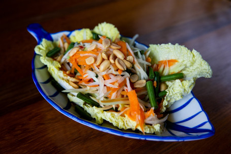 Somtam (Papaya Salad)