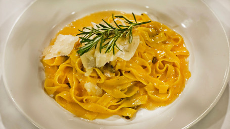 Fettuccine Al Tarufo Nero