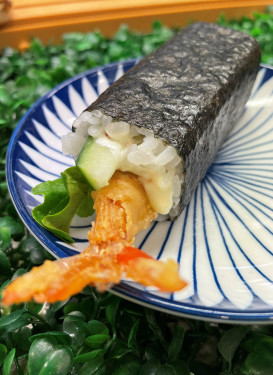 2 Tempura Prawn Nori Rolls