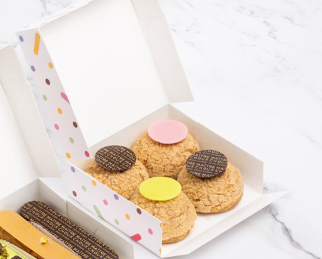 Box Of 4 Choux