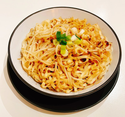 Vegetarian Noodles With Shallot Sauce Beansprouts Sù Shí Yóu Cōng Dòu Yá Miàn