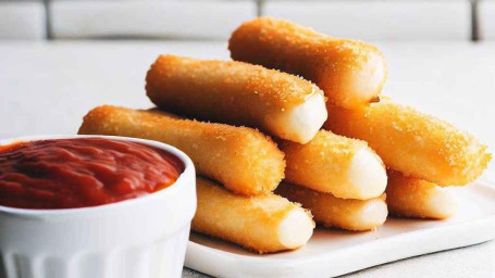 Side Mozzarella Cheese Sticks (6 Pieces)