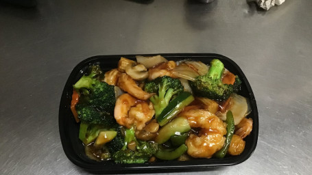 66. Shrimp With Chinese Veg