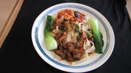 Pork Biangbiang Noodles With Tomato And Eggs Toppings Sān Hé Yī