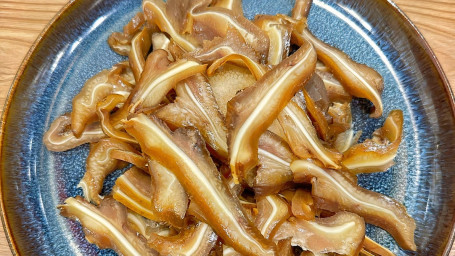 Braised Pig Ears Lǔ Zhū Ěr