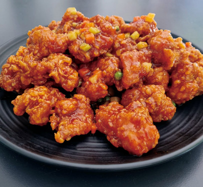 Ggangpunggi (Spicy Garlic Fried Chicken)