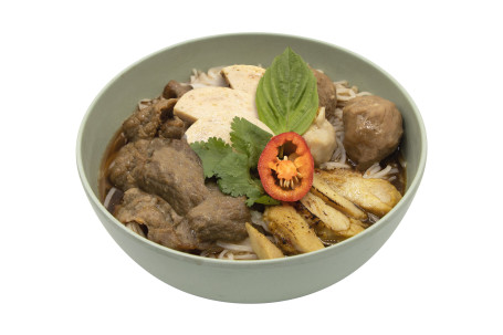 Zá Jǐn Chuán Fěn Boat Noodles With Assorted Meats