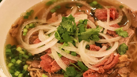 P9. House Special Phở Đặc Biệt