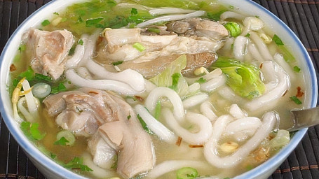 Banh Canh Gio Heo Tôm Hai Sản