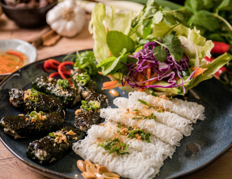 Beef Betel Leaf Steam Vermicelli Sheet