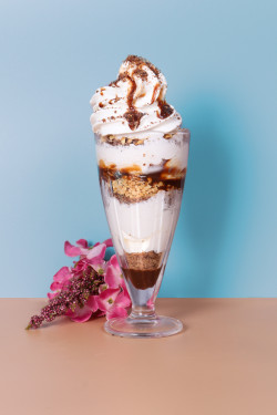 Ferrero Nibbles Sundae