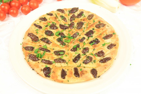 Garlic Bread with Olives (G)
