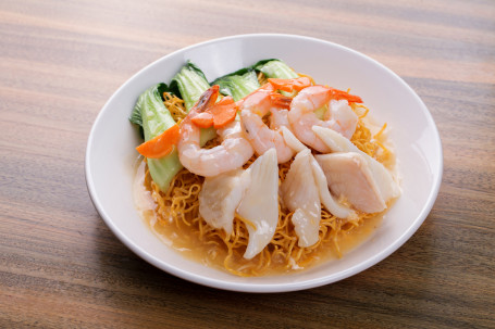 Cantonese Fried Crispy Noodles