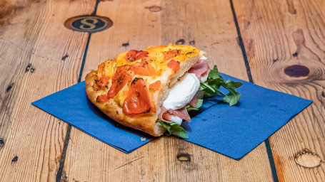 Focaccia With Ham, Mozzarella And Rocket