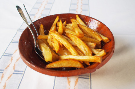 Frites Cuites Dans La Graisse D'oie Ou De Canard