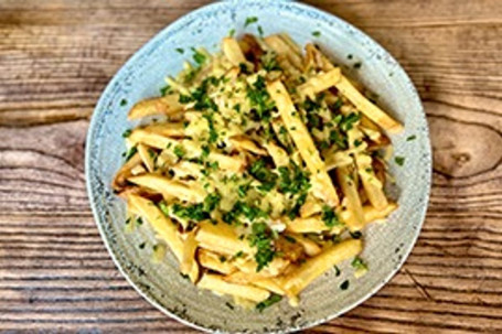 Frites Au Fromage Et À L'ail