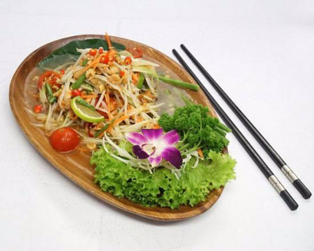 163 Sum Tum (Papaya Salad)