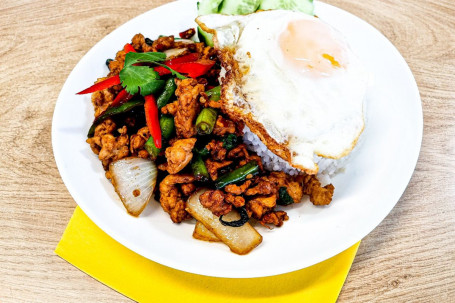 Krapow: Medium With Fried Egg