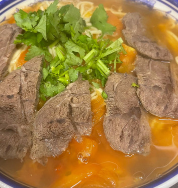 N4:Tomato Beef Noodle Soup