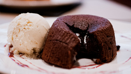 Moelleux Au Chocolat Et Glace À La Vanille