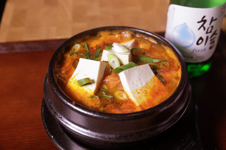 Kimchi Jjigae (Spicy Kimchi Stew)