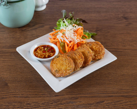 Fish Cake Tod Mun Pla (4 Pieces)