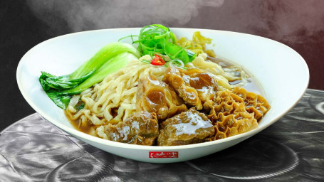 A3. Award-Winning Beef Shank, Tendon Tripe With Noodle In Soup Hóng Shāo Dé Jiǎng Niú Sān Bǎo Miàn