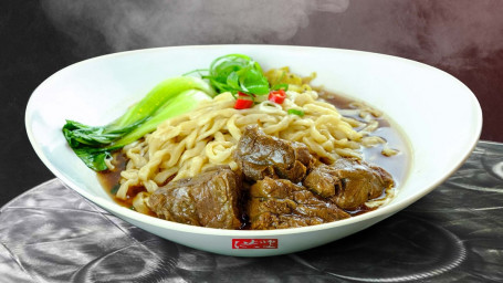 A10. Braised Beef Shank With Noodle In Soup Hóng Shāo Jiàn Xīn Miàn
