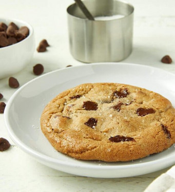 Biscuit Aux Trois Morceaux De Chocolat De Cheryl (1)