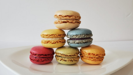 Surprise French Macarons (2 Pc)