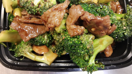 B4. Beef And Broccoli