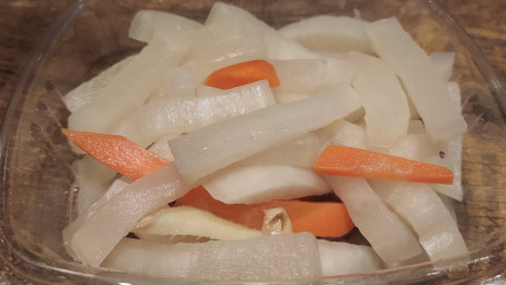 Suān Tián Luó Bo Sweet Sour Marinated White Carrot