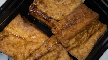 A19 Sì Jiàn Lǔ Shuǐ Dòu Fǔ Deep Fried Tofu With Soy Sauce