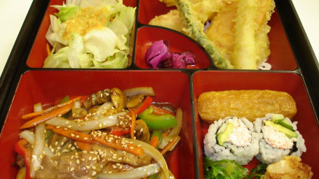 K4. Chicken Bento-Box