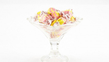 Strawberry Banana Salt Water Taffy