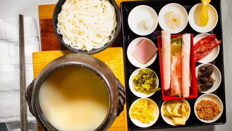 Original Rice Noodle Soup Yuán Wèi Gǔ Tāng Mǐ Xiàn